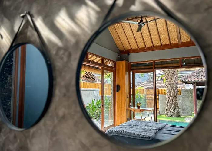 Serenitas Sayan Villa *
