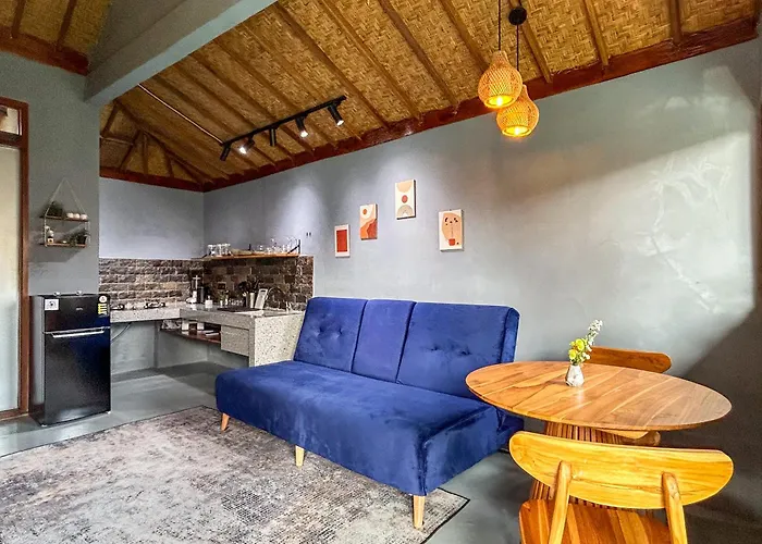 Serenitas Sayan Villa